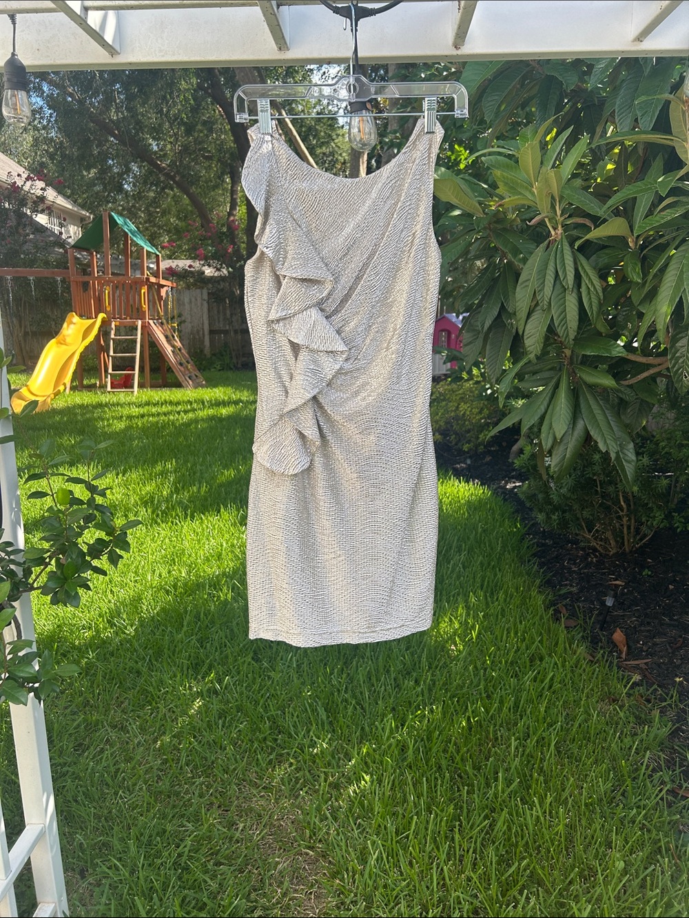 Elegant Ruffle Cocktail Dress - Silver